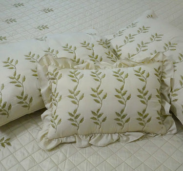 green leafy 4 piece embroidered bedcover set - pillow view