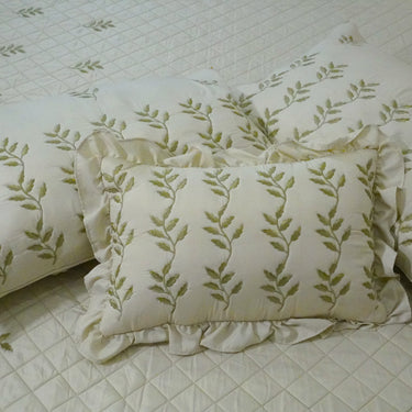 green leafy 4 piece embroidered bedcover set - pillow view