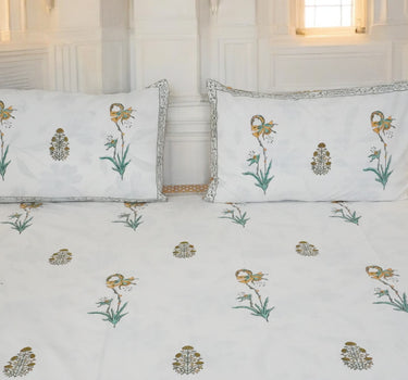 hand block printed premium cotton king size bedsheet | focus view