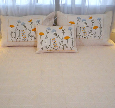 peach floral 4-piece embroidered king size bedcover set | focus view