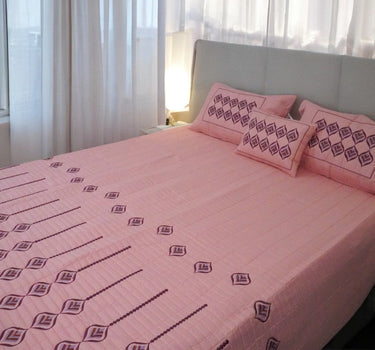 pink embroidered 4 piece king size bedcover | side view